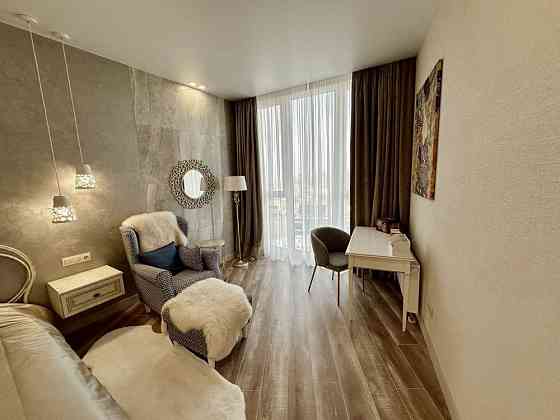 ЖК Cardinal Продам 3-к 120м2 Печерськ Олімпійська Тютюника Василя 28А Київ