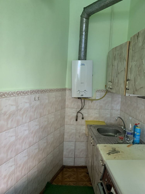 2-х кімнатна квартира цент міста житловий стан 33 мера квадратних Чернівці - зображення 4