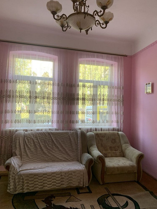 2-х кімнатна квартира цент міста житловий стан 33 мера квадратних Чернівці - зображення 1