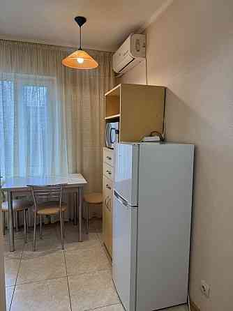 Затишна однокімнатна квартира 28 м.кв., вул. Лукʼянівська, 7. Київ