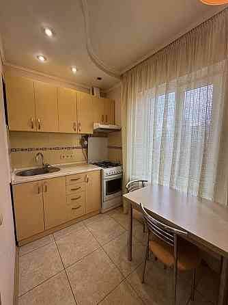 Затишна однокімнатна квартира 28 м.кв., вул. Лукʼянівська, 7. Київ