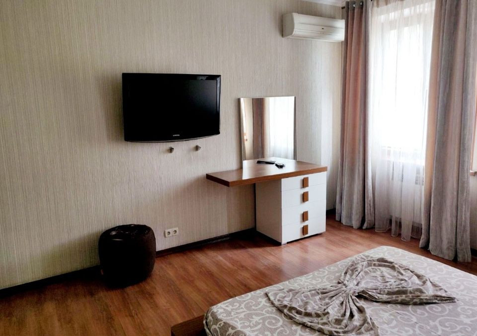 АВТОНОМНОЕ ОТОПЛЕНИЕ! Сталинка! Центр! Продам большую 1к 46 м2 Харків - зображення 2