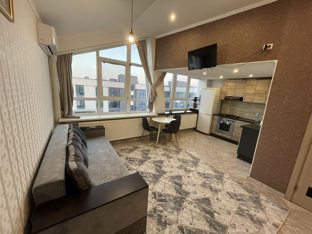 Продається 2-рівнева 2-кімнатна квартира 60м²,р-н Пасічна,вул.Целевича Івано-Франківськ - зображення 1