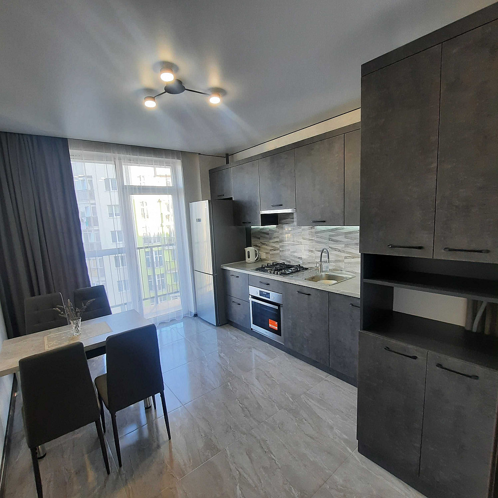 Оренда стильної квартири в НОВОБУДОВІ вул. Залізнична Львів - зображення 2