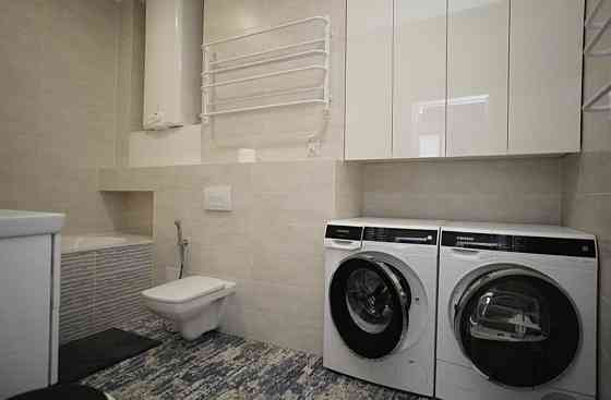 Оренда.Без комісії 2-к квартира  та паркінг. Печерськ Коновальця 36Е Київ