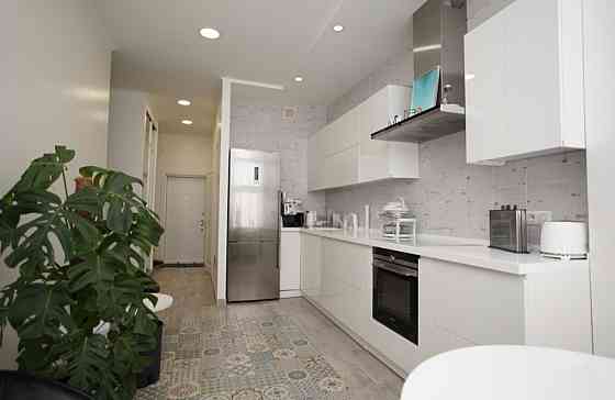 Оренда.Без комісії 2-к квартира  та паркінг. Печерськ Коновальця 36Е Київ