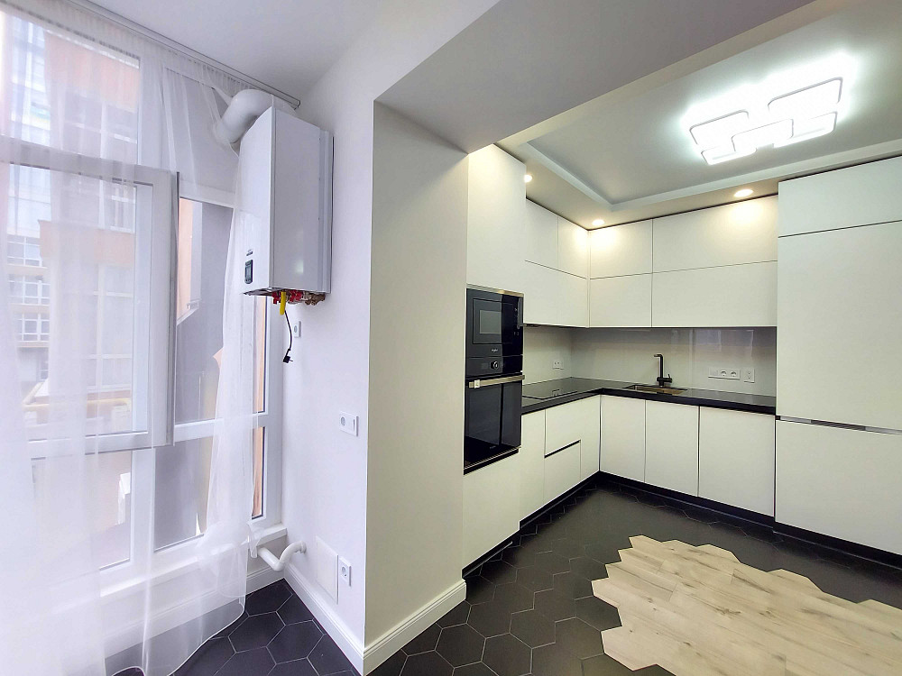 Оренда 1к квартира  в.Мельника 10.Центр ( р-н Стометрівки) Ивано-Франковск - изображение 4