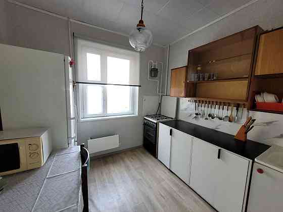 Харківська метро, Вишняківська  вулиця Київ