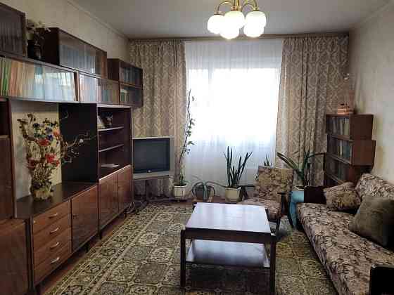 Харківська метро, Вишняківська  вулиця Київ