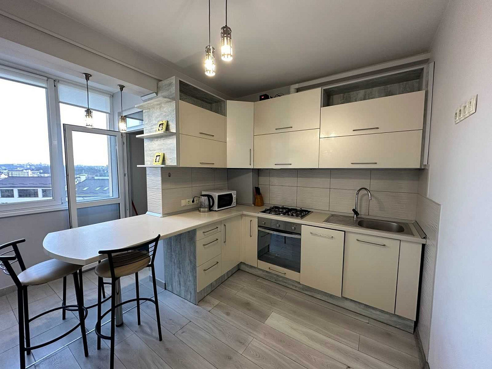 Оренда 2кімн.квартири в новобудові на пл. Князя Святослава (Шевченка) Львів - зображення 1