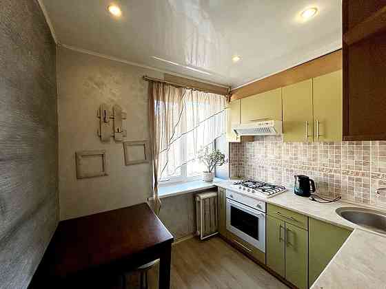 2к Писаржевского 8, Нагорный р-н Днепр