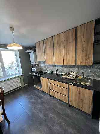 2-к Левада, Сильпо Полтава