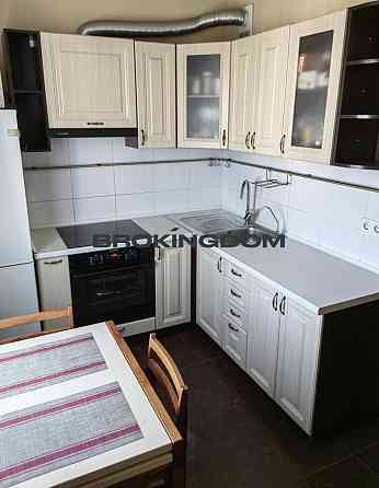 Продаж 1к квартири вул. Ревуцького Київ