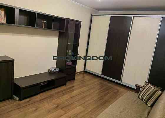 Продаж 1к квартири вул. Ревуцького Київ