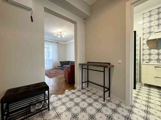 Атмосферна квартира неподалік центру Львів