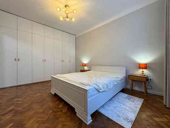 Атмосферна квартира неподалік центру Львів