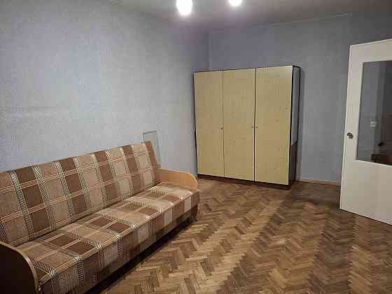 Метро Дорогожичі. Вул. Парково-Сирецька. Однокімнатна кв  в аренду Київ