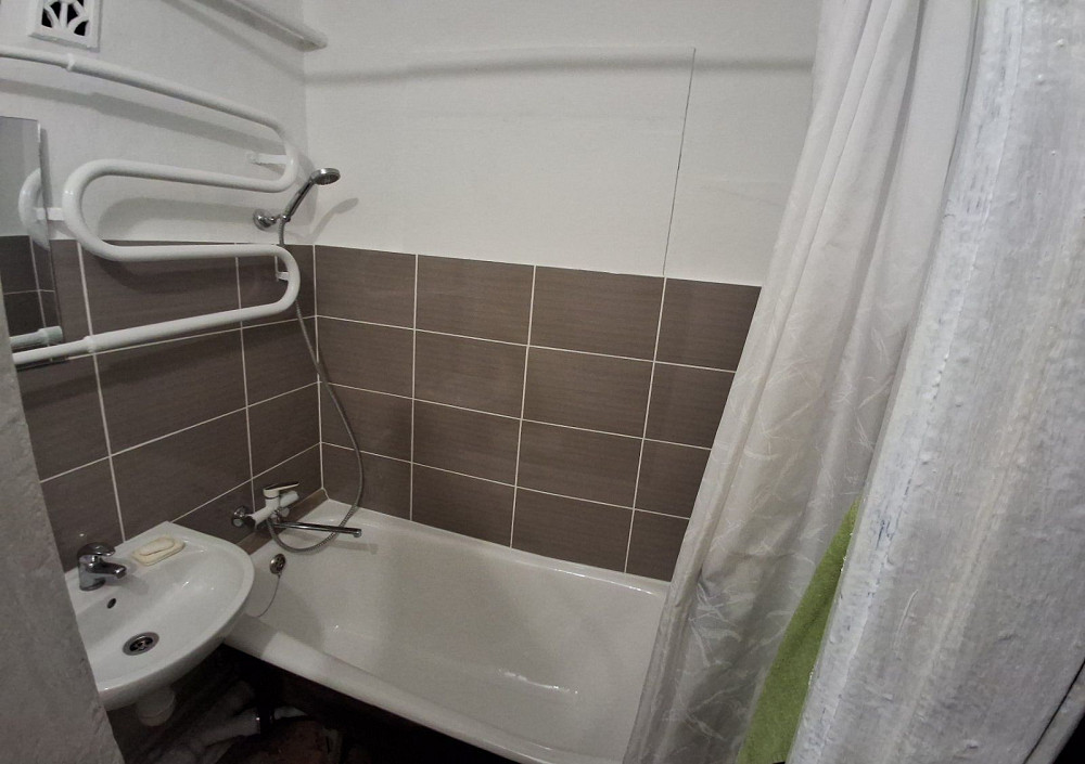 Метро Дорогожичі. Вул. Парково-Сирецька. Однокімнатна кв  в аренду Київ - зображення 3