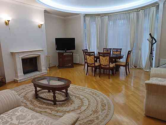 Центр 3-к кв оренда 127 м, 4-й пов, все окремо, 2 санвуз, м.Унів БЕЗ % Київ