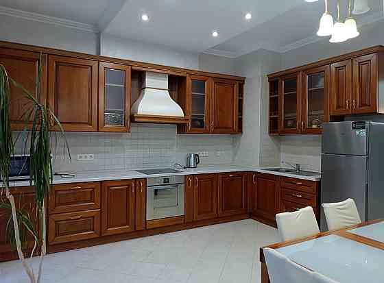 Центр 3-к кв оренда 127 м, 4-й пов, все окремо, 2 санвуз, м.Унів БЕЗ % Київ