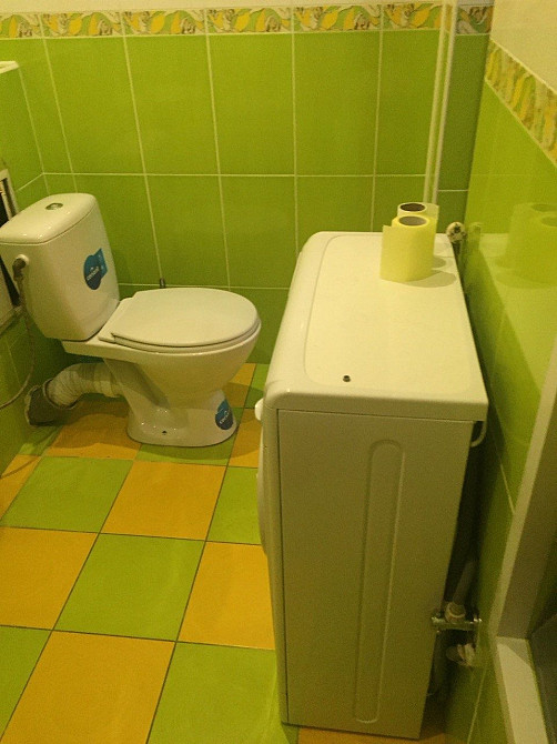 Сдам большую однокомнатную квартиру м.Защитников Украины Харків - зображення 3