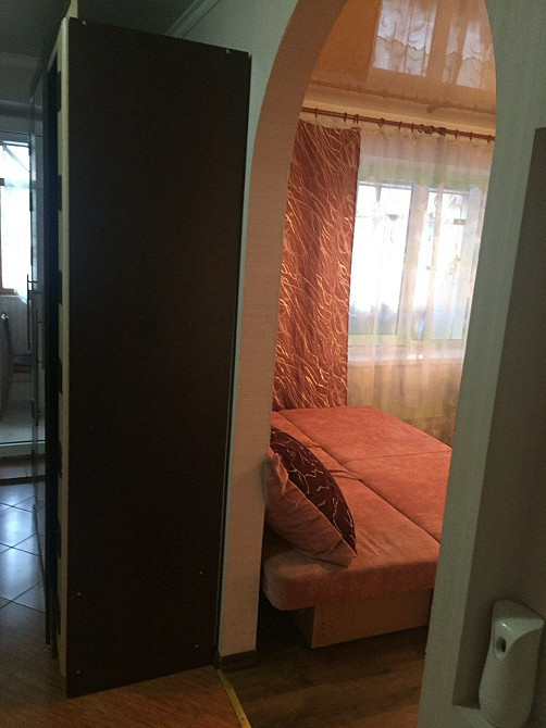 Сдам большую однокомнатную квартиру м.Защитников Украины Харків - зображення 6