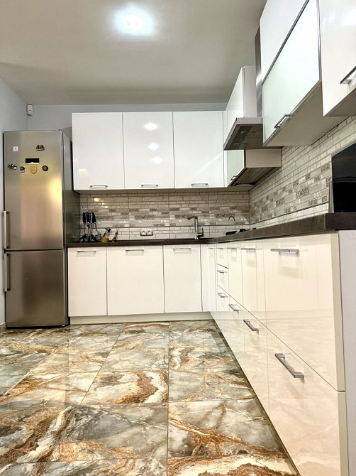 Оренда 2-кімнатної квартири в ЖК «Lux House» Ровно - изображение 1