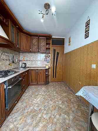 Оренда 3 кімнатної квартири по вул В. Веливока, (р-н Новознесенська) Львів