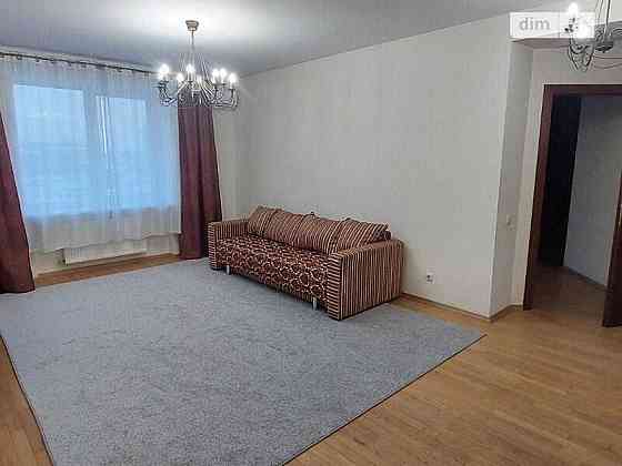 Оренда 2-кімнатної квартири на вул. Зелена
Личаківський р-н. Є балкон Львів