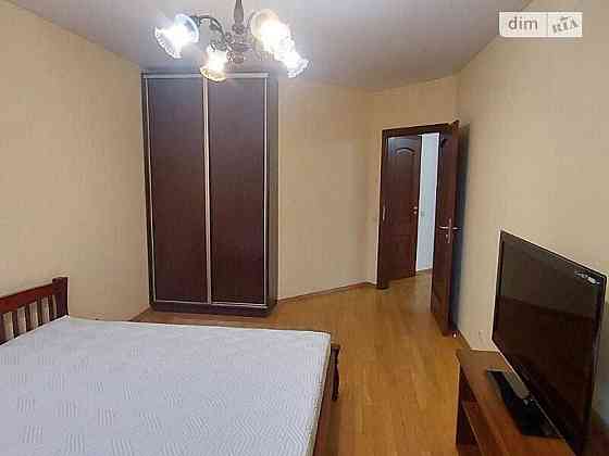 Оренда 2-кімнатної квартири на вул. Зелена
Личаківський р-н. Є балкон Львів