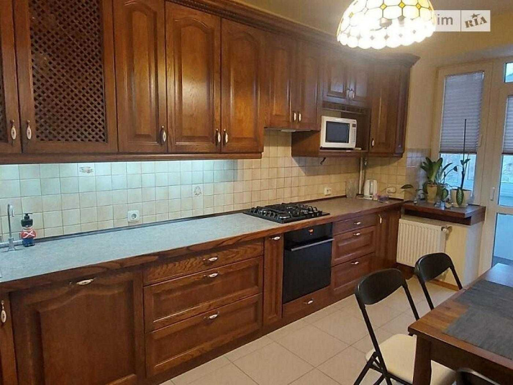 Оренда 2-кімнатної квартири на вул. Зелена
Личаківський р-н. Є балкон Львів - зображення 2