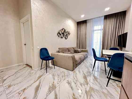 Аренда 2к квартиры в ЖК Comfort City ( секция люкс). Центр Дніпро