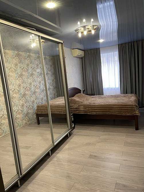 Продам 2к квартиру с АО в центре Кам`янське (Запорізька обл.) - зображення 1