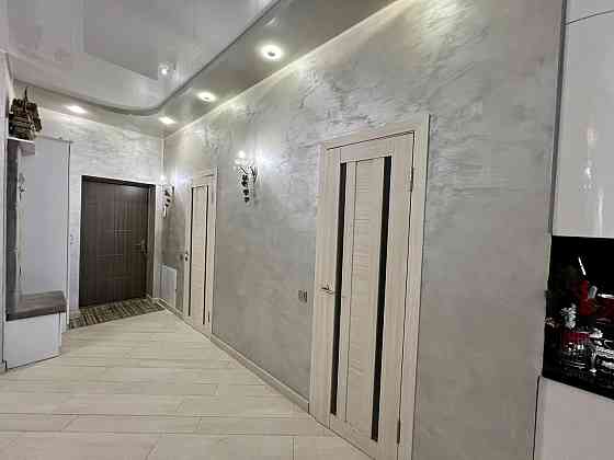 Продам 2 кімнатну новобудову з виглядом на озеро по Чорновола Ровно