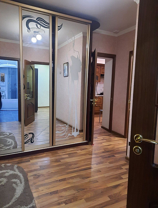 Продається 2-кімнатна квартира в новобудові з меблями Черновцы - изображение 7