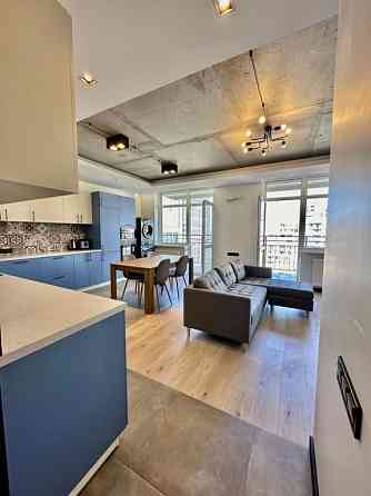 Оренда квартири Варшавський квартал. 3 кімнатна Київ