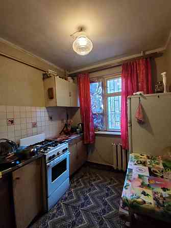 Здам 1 кімн. Героїв Крут з двома диванами Одеса