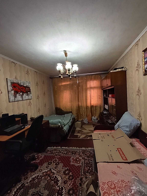 Здам 1 кімн. Героїв Крут з двома диванами Одеса - зображення 2