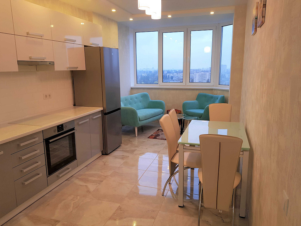 Гарматна 37А, 1-кімнатна в довгострокову оренду Київ - зображення 1