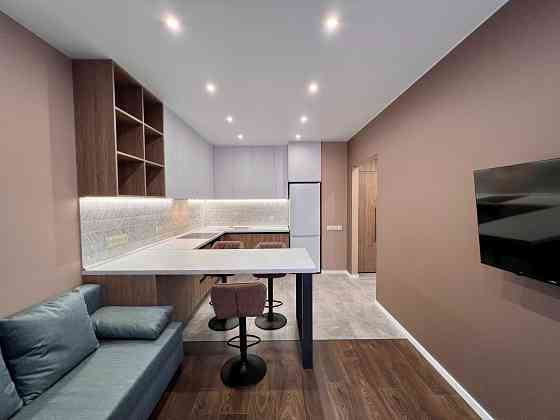 Затишна 1-кім. 40м2 з балконом в сучасному ЖК Файна Таун Київ