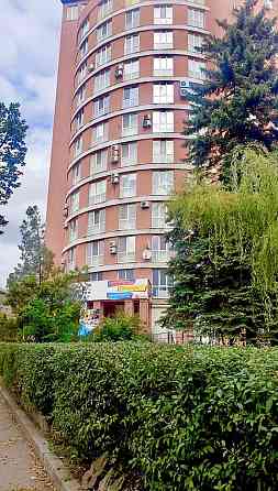 Сдам 3-х к. квартиру с паркоместом Гагарина 95А Дніпро