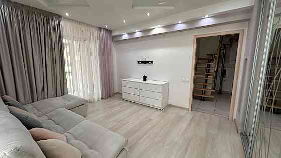 Комфорт Таун продаж просторої 4-х кімнатної квартири Київ