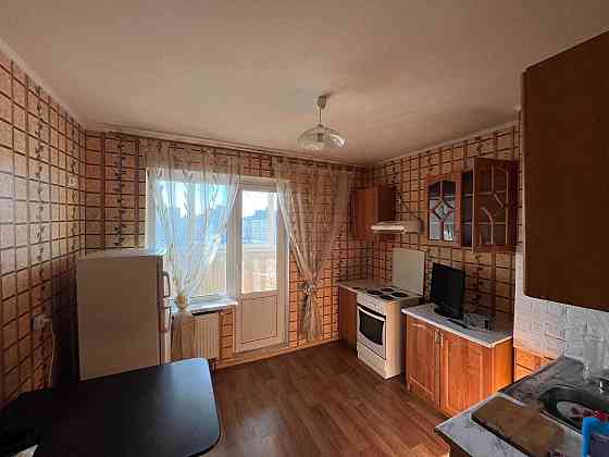 Продам 1 кімн. квартиру 49кв.м., Троєщина, вул. М. Закревського 95г Київ