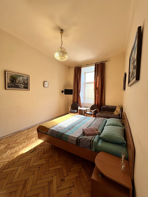 Продаж 1 кім площа Ринок, сам центр, оперний театр Львов - изображение 3