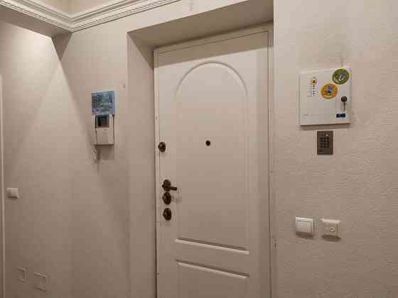 ЛАБОРАТОРНЫЙ ПЕР.,24,ПЕЧЕРСК,БЕЗ КОМИССИИ!2х комнатна сталинка 58,5м2 Київ