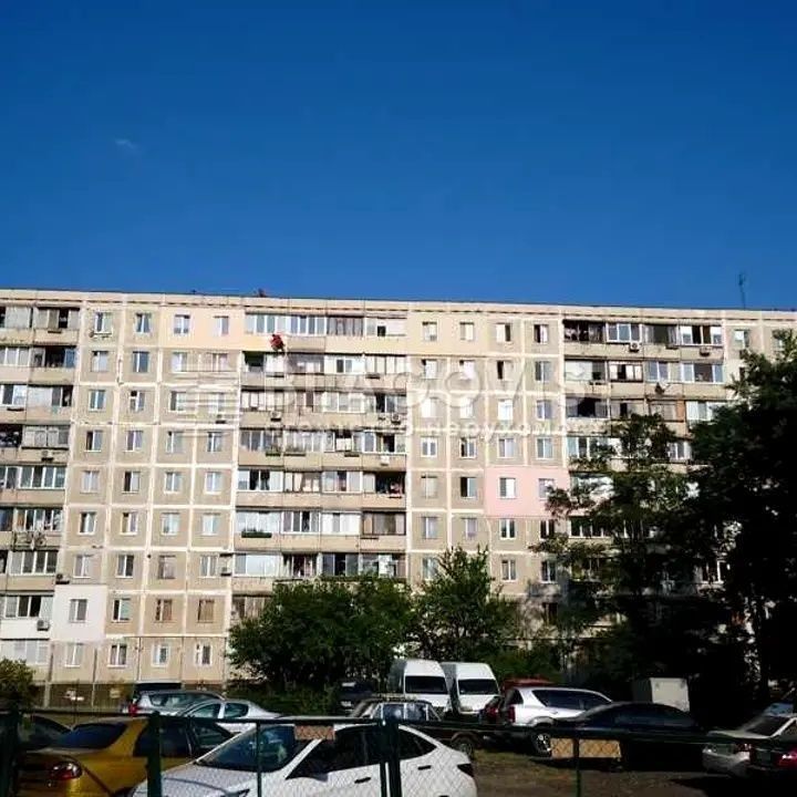 Продаж 3 кімнатної квартири, Лісовий масив, метро Лісова, Волкова Київ - зображення 2