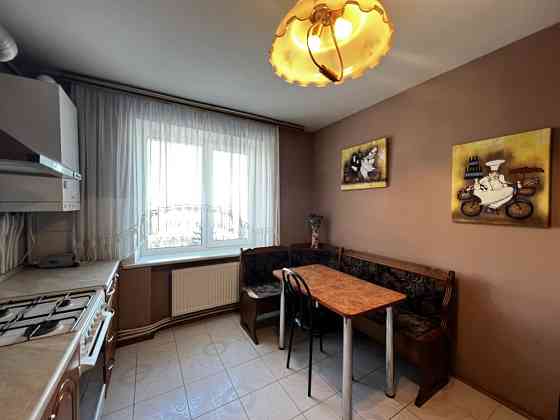 Продам трьох кімнатну квартиру з автономним опаленням Ровно