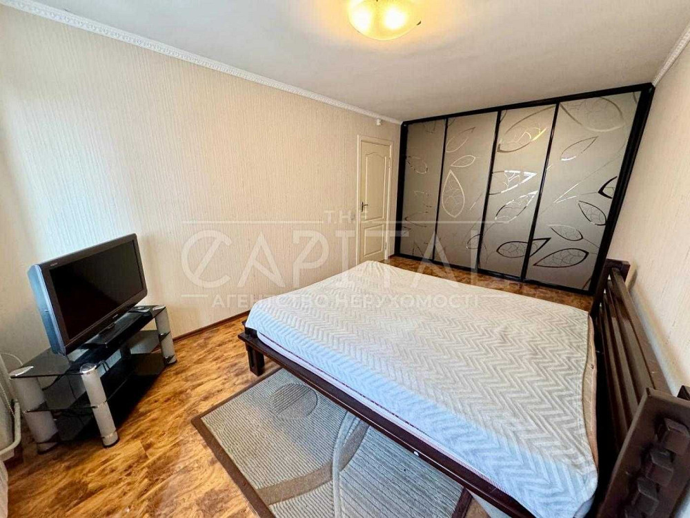 Продажа ВИГІДНА ЦІНА  / ЦЕНТР Квартира / ул. Антоновича, Голосеево Київ - зображення 3