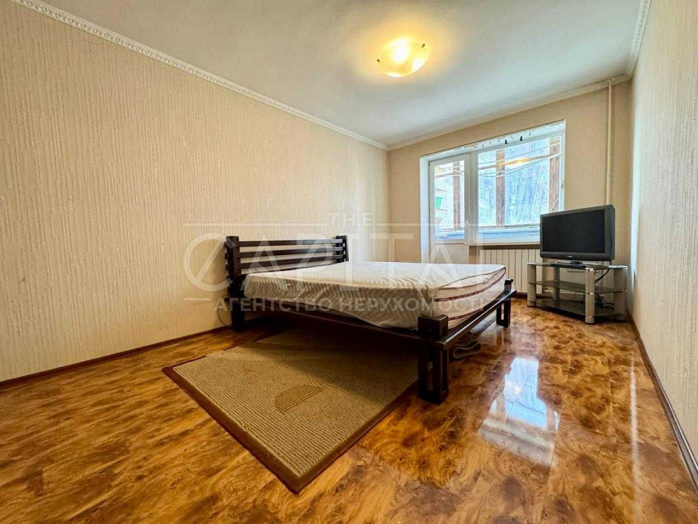 Продажа ВИГІДНА ЦІНА  / ЦЕНТР Квартира / ул. Антоновича, Голосеево Київ - зображення 1