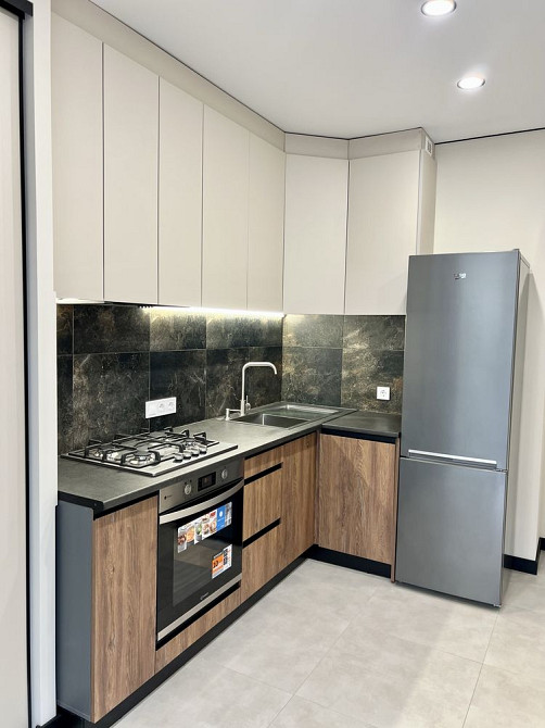 1 кім 5 пов ремонт меблі техніка ЖК Фемелі Плаза від Благо Крайківсько Ивано-Франковск - изображение 2